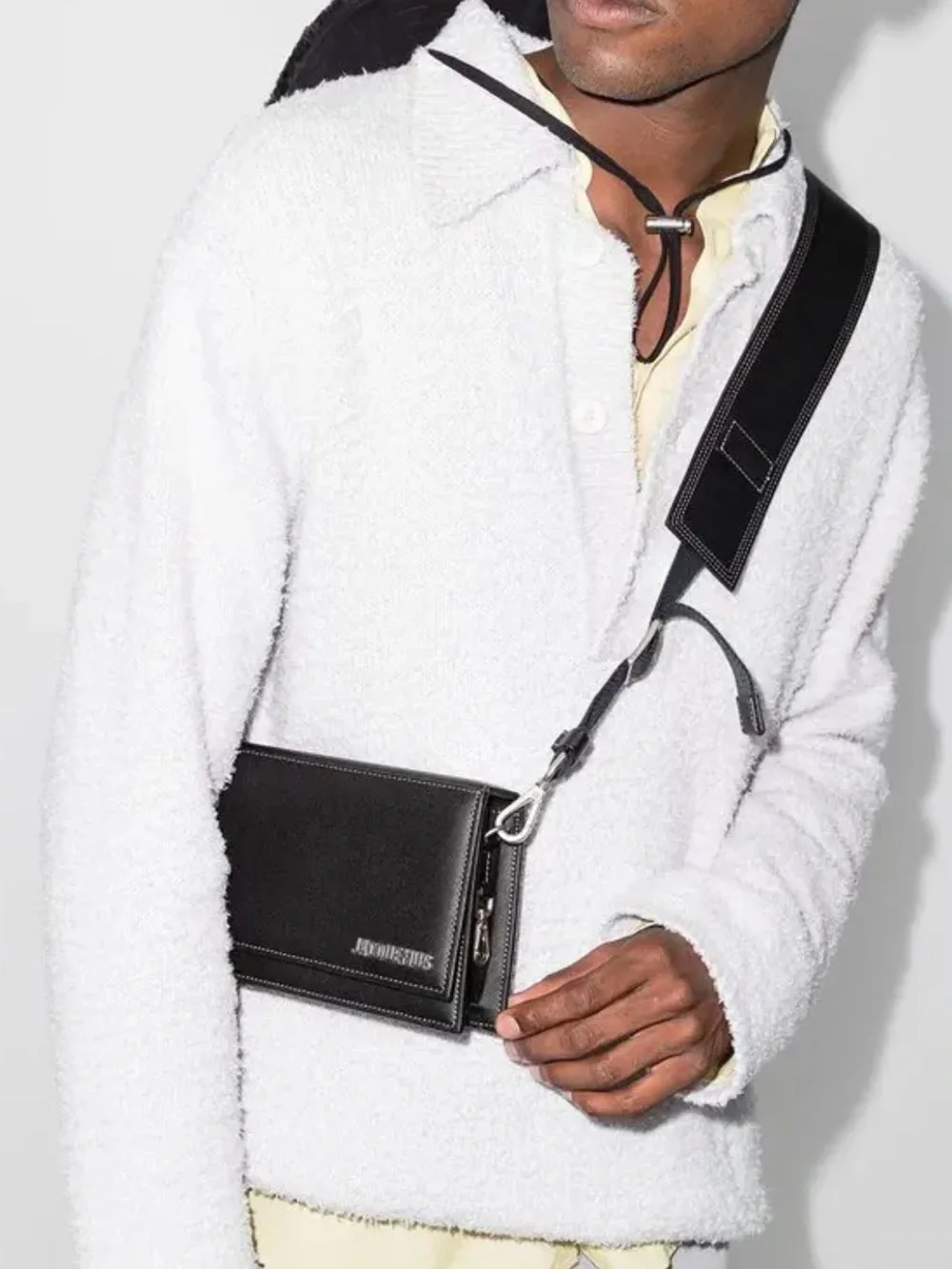 Jacquemus sleek black
